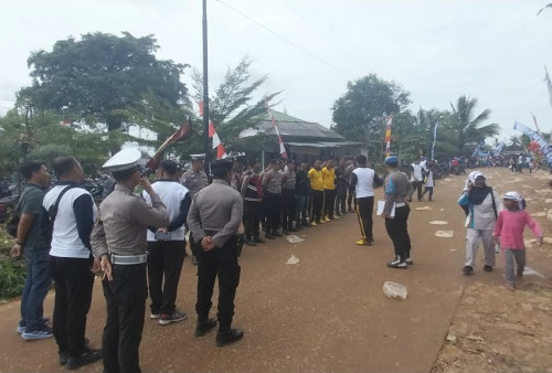 Sukseskan HUT ke-17 Mesuji, Polres Mesuji Kawal Ketat Jalan Sehat Bersama Ribuan Peserta