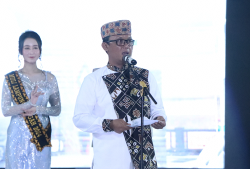 Bupati Ardito Wijaya Hadiri Grand Final Mulei Mekhanai Lampung Tengah 2025