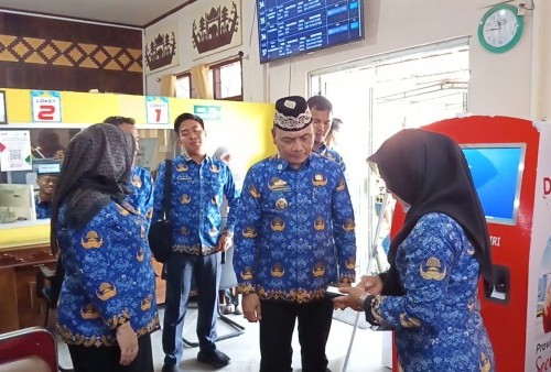  Respons Cepat Isu Viral, Walikota Metro Turun Tangan Sidak Disdukcapil