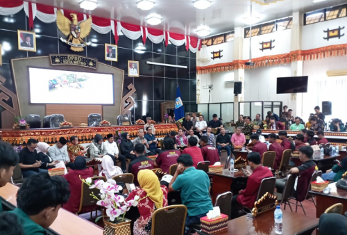  Aksi Demo IMM di Gedung DPRD Metro: Soroti Proyek Karangrejo dan Way Batanghari yang Dibatalkan