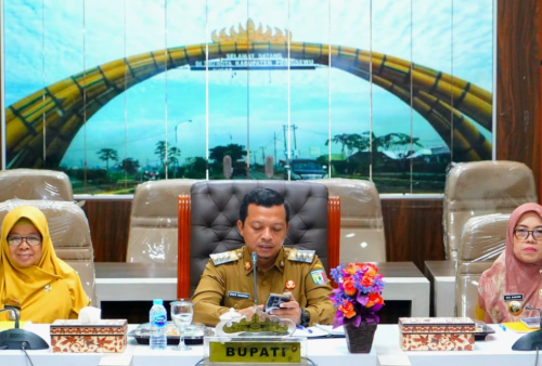 Hadiri Pelantikan IPDN Angkatan XXXII Secara Virtual, Bupati Riyanto Pamungkas Dukung Lulusan Siap Mengabdi untuk Negeri