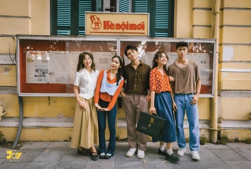 Trend Fashion Bergaya Retro Jadi Favorit Kalangan Gen Z di Tahun 2025