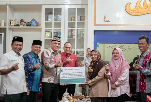 Wujud Kepedulian, Pemkot Metro dan BAZNAS Salurkan Bantuan ke TK Khodijah 