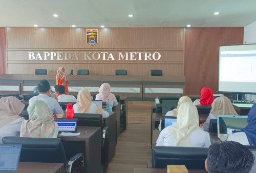 Sinergi BPS dan Pemerintah Kota Metro Perkuat Standar Pelayanan Publik melalui FGD