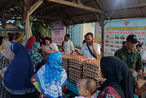 Bulan Suci Ramadhan, Pemkab Mesuji Ringankan Beban Warga Lewat Pasar Murah