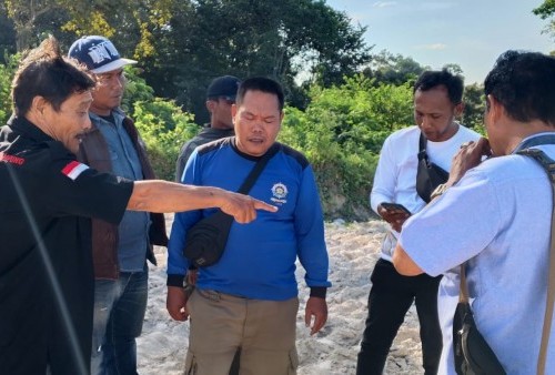 Diduga Belum Ada Izin, Lokasi Pengerukan Material Tanah di Jatiagung Disegel