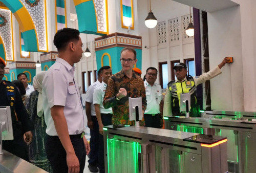  Kunjungan Dubes Inggris ke Stasiun Yogyakarta Perkuat Kerja Sama Transportasi Hijau