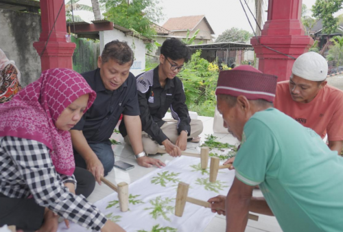UBL Gelar Pelatihan Ecoprint Teknik Pukul untuk Alumni ODGJ Ponpes Jolo Sutra Lampung Tengah 