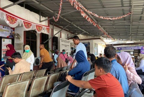 Warga Metro Ramai-ramai Urus Pajak, Pemutihan Jadi Solusi Tunggakan Bertahun-tahun