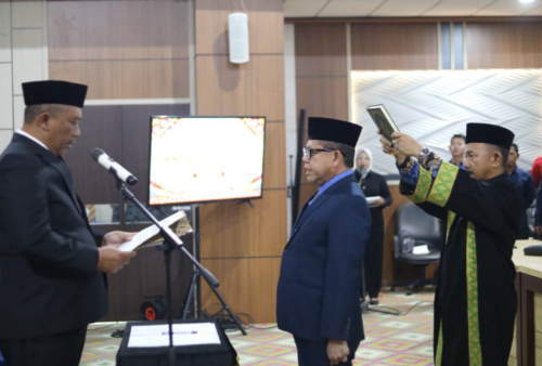 Sulpakar Resmi Dilantik Jadi Pj Sekda Lampung Tengah, Ini Pesan I Komang Koheri