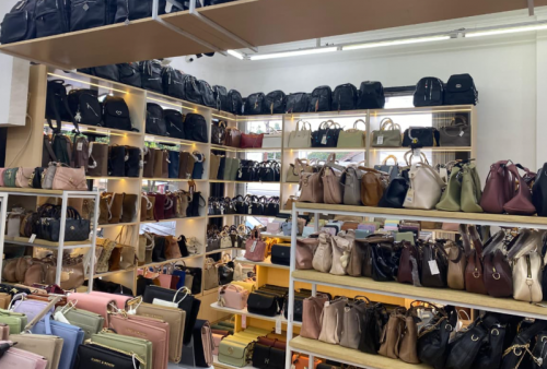 Arjuna Fashion Metro Hadirkan Koleksi Busana Trendy untuk Semua Usia