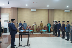 Pemkab Pringsewu Lakukan Penyegaran, 10 Pejabat Resmi Diambil Sumpah Jabatan
