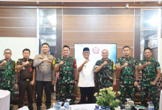 Bupati Ardito Wijaya Dampingi Tim Wasev Pantau Pelaksanaan TMMD ke-125 di Lamteng