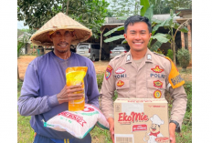  Bhabinkamtibmas Polres Mesuji Gelar Baksos Ramadhan, Bagikan Sembako untuk Warga Kurang Mampu