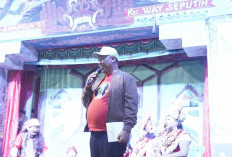 Plt Bupati Lampung Tengah Hadiri Pagelaran Kesenian Janger HUT ke-66 Kampung Suko Binangun