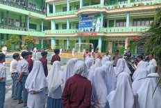 Sambangi Sekolah, Polsek Metro Pusat Gencarkan Pembinaan FKPM dan Literasi Digital Gen Z