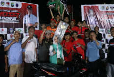  Piala Bupati Lampung Tengah Samosir Dragbike Championship 2025 Resmi Ditutup, Bupati Ardito Serahkan Hadiah Utama