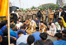 Wagub Jihan Temui Massa PMII, Pemprov Lampung Pastikan Aspirasi Ditindaklanjuti