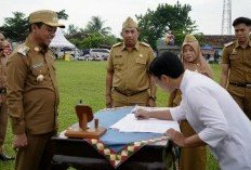 1.233 ASN PPPK Diambil Sumpah, Bupati Pringsewu: Laksanakan Tugas dengan Hati dan Integritas