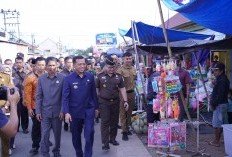 Pemantauan Harga dan Ketersediaan Bahan Pokok di Pasar Banyumas Jelang Idulfitri 1446 H