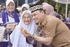 Wali Kota Metro Resmi Lepas 378 Calon Jemaah Haji 2025