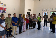 Polres Mesuji Gelar Jumat Curhat dan Bagikan 25 Paket Sembako untuk Warga