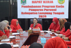 Ketua Perwosi Lamteng Pimpin Rapat Pembahasan Proker 2026, Ini Pesannya