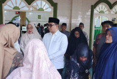 Baru Tanda Tangan Surat Penghargaan, Wakil Wali Kota Metro Salatkan Jenazah Hafizah Al-Qur’an